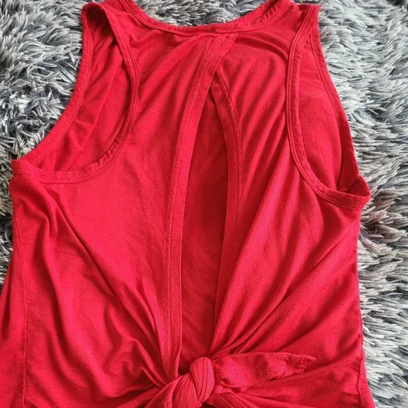 Red Tank Top Open Back - Picture 1 of 3